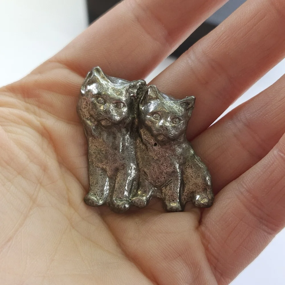 Vintage Silver Tone Double Kitty Cat Brooch or Pin